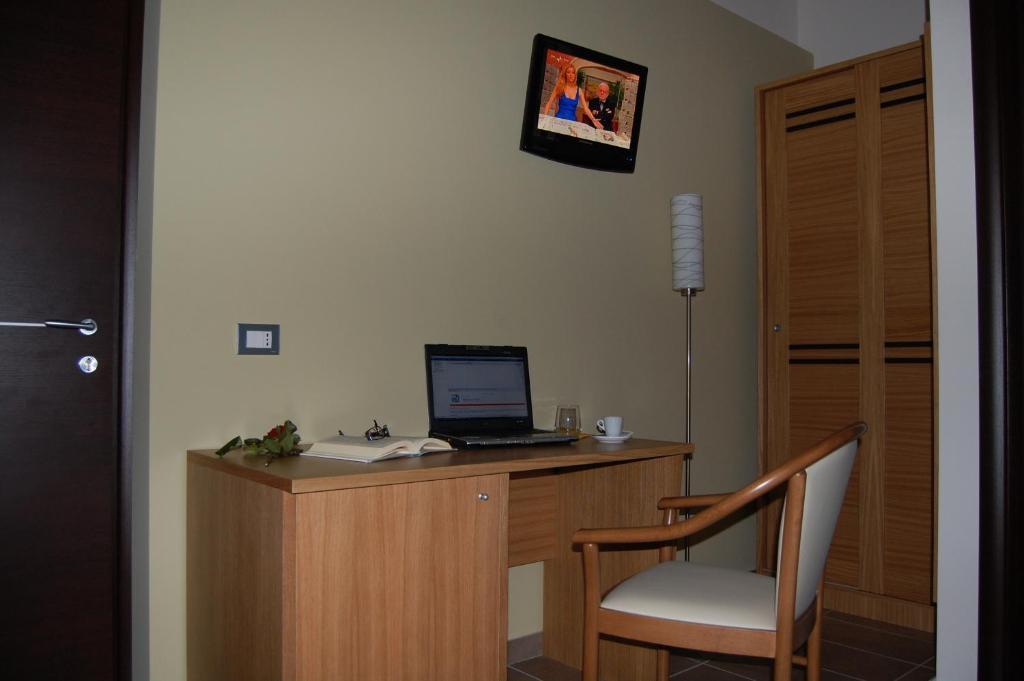 Terre Iblee Resort Chiaramonte Gulfi Room photo