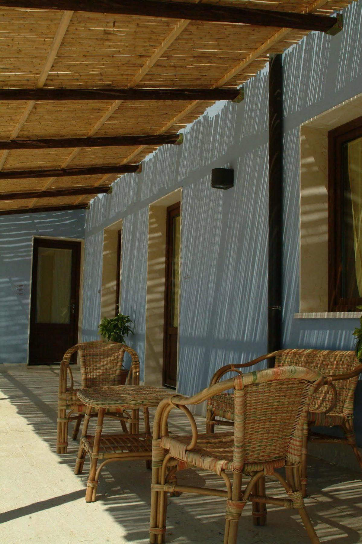 Terre Iblee Resort Chiaramonte Gulfi Exterior photo