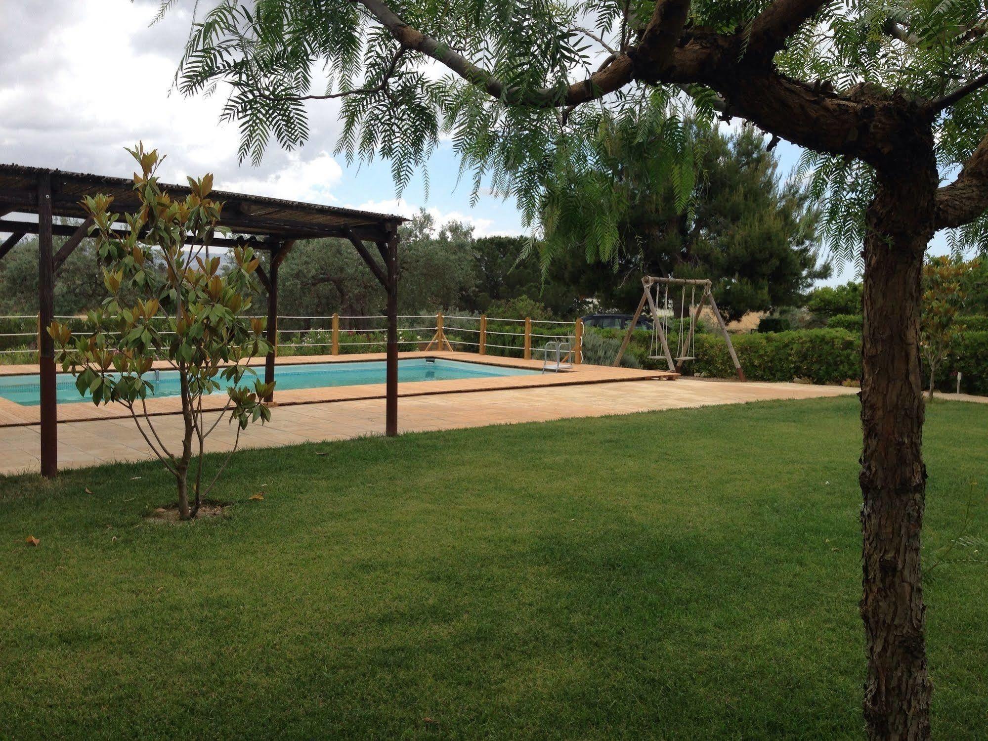 Terre Iblee Resort Chiaramonte Gulfi Exterior photo